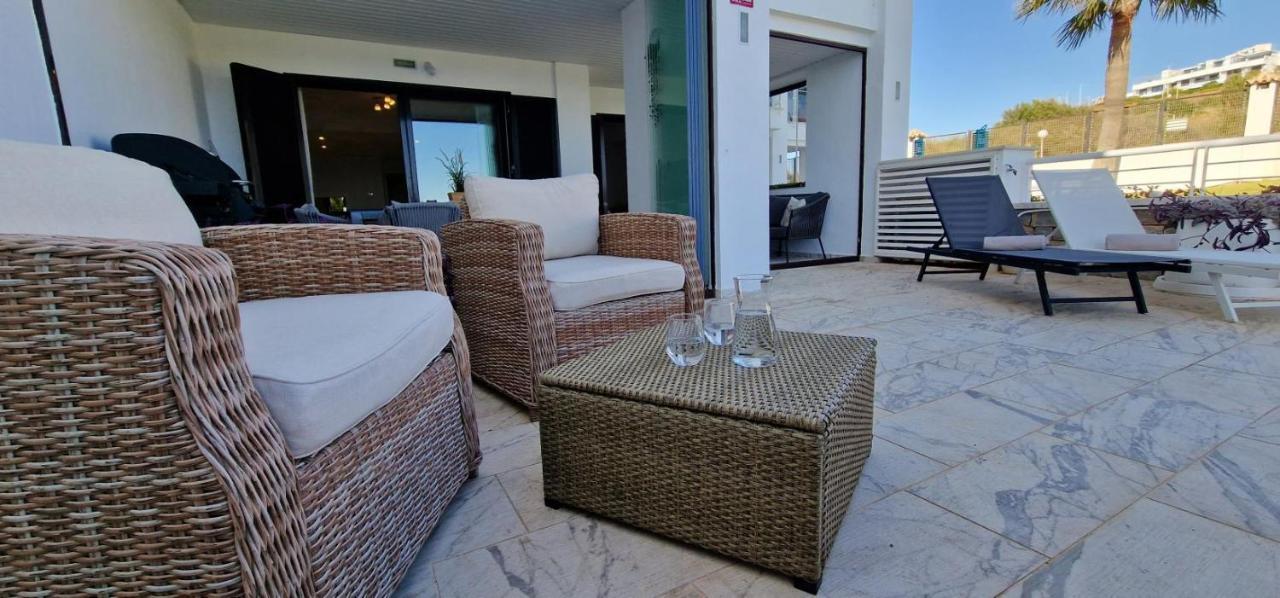 Casares Del Mar Luxury Apartment Malaga Bagian luar foto