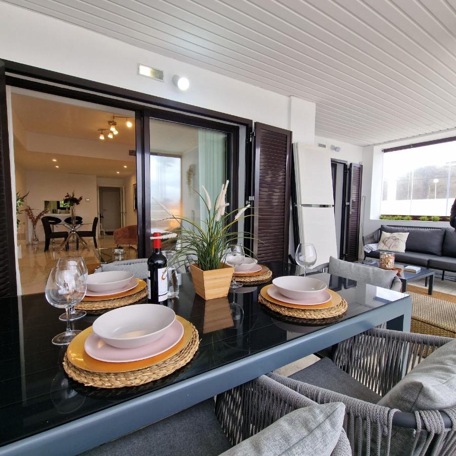 Casares Del Mar Luxury Apartment Malaga Bagian luar foto
