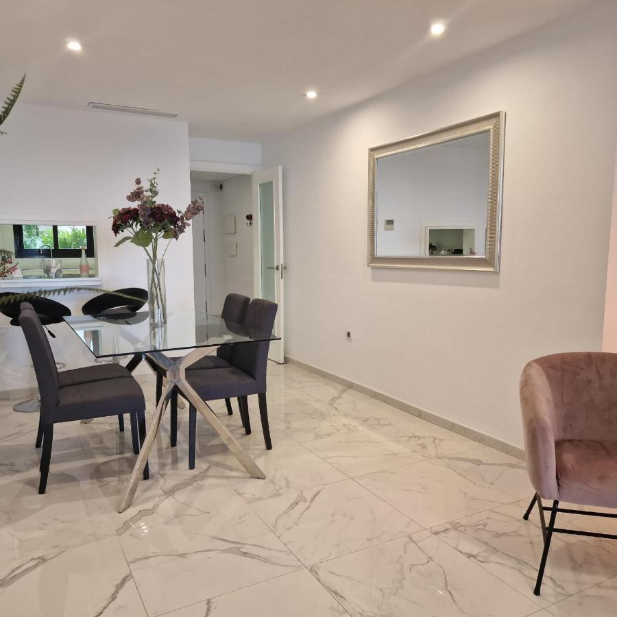 Casares Del Mar Luxury Apartment Malaga Bagian luar foto